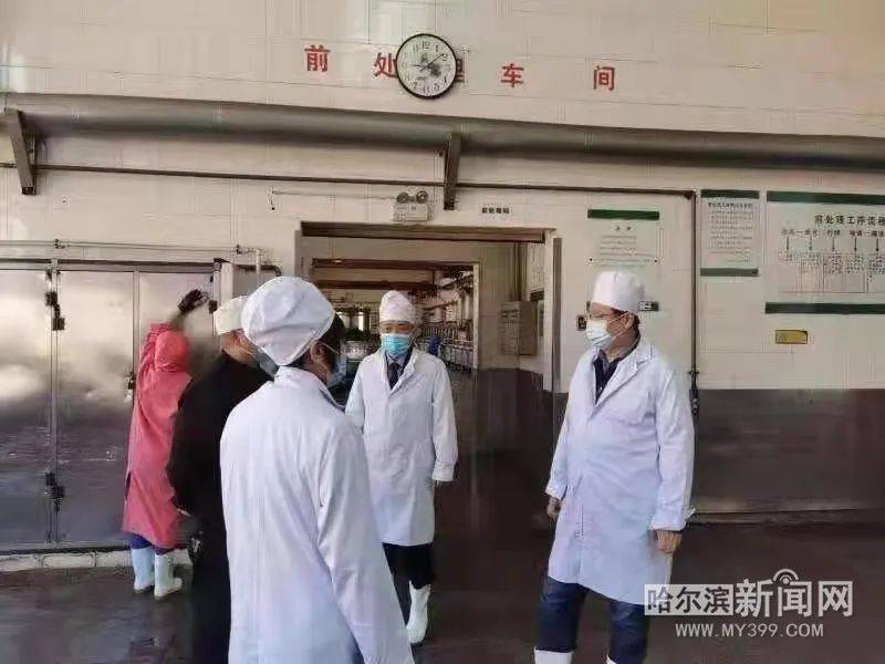 省市场监管局开展“五一”节日市场食品安全专项检查，全力营造安全放心消费环境